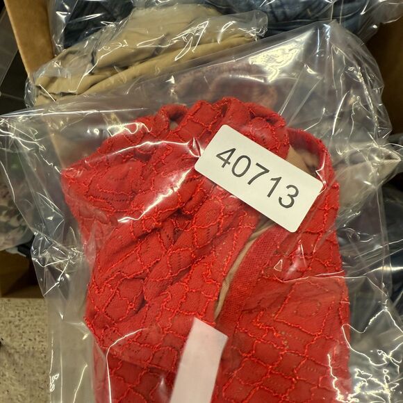 BCBGMaxazria Blouse Women 2XS Red Geometric Lined Sleeveless Wide Strap Casual - Picture 7 of 7